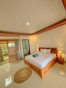 Private Pool Villa 1BR with Kitchen & Dining