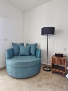 PROMO Beautiful beachfront Apt with pools, jacuzzi, gym
