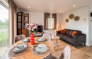 Gorgeous Home In Oude Pekela With Sauna