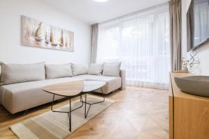 Central Plovdiv 3BR Apartments Free Parking