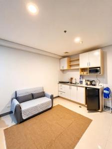 Nest 504