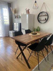 Angel Apartment