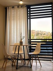 Wild Oliver -Urban Oasis Self Catering