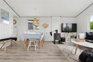 Nordic Style Summer House For Two