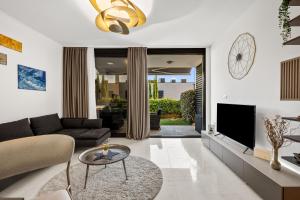 Pure Bliss Villa With Jacuzzi - Happy Rentals