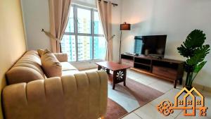 Alanis Residence 10min-KLIA & Free WiFi by GOLDEN GATES