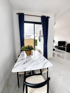 X2 privacy villa