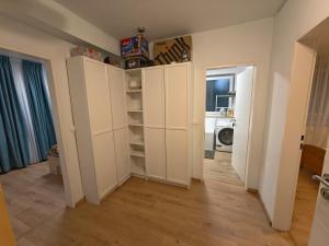 Ruhig Apartment with a beautiful balcony view