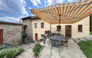 Amazing Home In Palazzo Del Pero Ar With Wifi