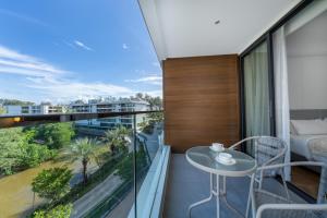 Beachfront Apartment Bang Tao Phuket