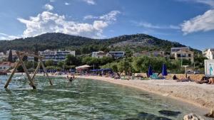 Royal Oak beach residence costa Croatia Trogir