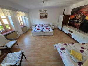 Privat Anna