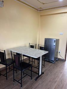 Lakecity Apartment