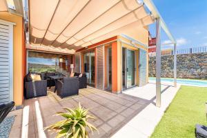 Villa Calma II by CanaryScape