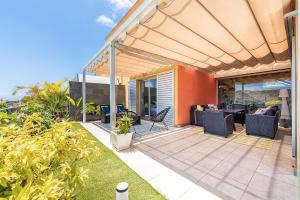 Villa Calma II by CanaryScape