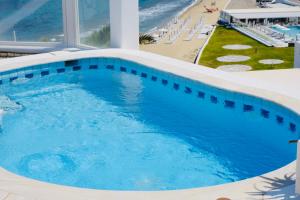 Grand Beach Hotel