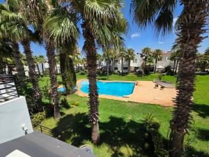 Villa Triplex avec piscine proche de la mer