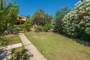 Ampia e Accessoriata-Private garden - 500 meters from the beach