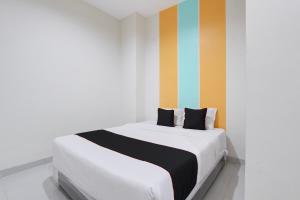 Collection O near Stadion Maguwoharjo formerly Simple Living