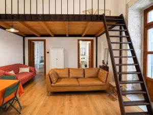 GuestHost - Antica Loggia Center Flat near the Sea
