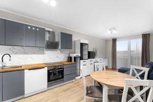 Staw Płaszowski Comfort Apartment by BookingHost