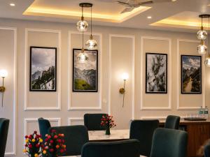 Kavin - The Chail Resort