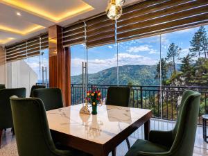 Kavin - The Chail Resort