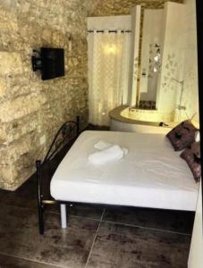 CAROL SUITE - PIETRA MADRE PORTO TURISTICo