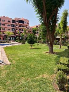 Appartement Haut Standing Piscine, Jardin, Wi-Fi Fibre, Parking Souterrain & Ascenseur