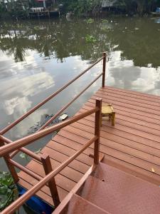 Lặng Homestay - Phong Điền Riverside