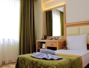 Hotel Buyuk Paris