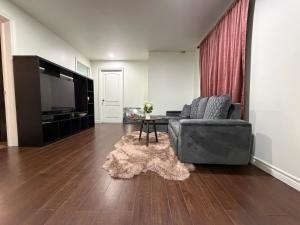 Cozy 2-Bedroom Basement Suite in East Windsor