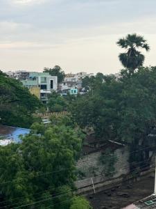 Oak Stays - Vididhillu, Premium 2BHK Home,Tenali