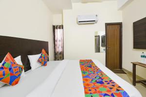 FabHotel Red Ark Inn