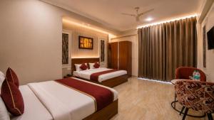 Hotel Gold & Water Villas Near Ek Murti Chowk