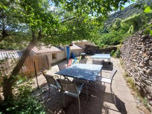 Au petit hameau - Votre gîte nature et paisible près du gouffre de Cabrespine