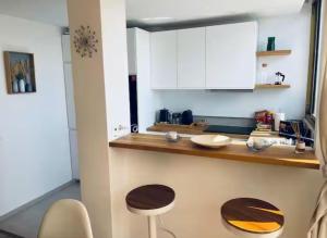 apartamento con dormitorios