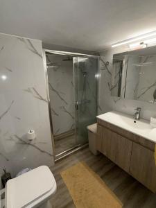 Alexa Skg - 2 Bedroom Apartment