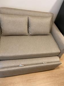 Cozy Modern 1BR Condo with Kitchen & Living Area
