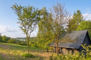 Prywatny dom z jacuzzi, widokiem na jezioro i Beskid Wyspowy