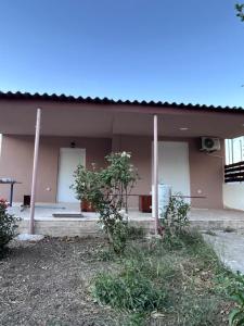 Anavissos Minimal Family House