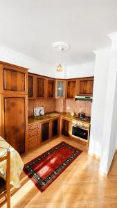 ENDRI HOUSE