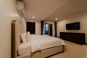 Villa 18 Kata-Private Pool Villa with Sea View