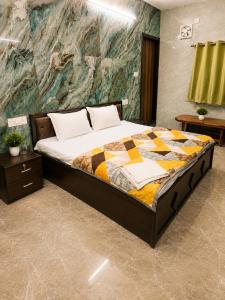 Shri Shyam Kunj Hotel