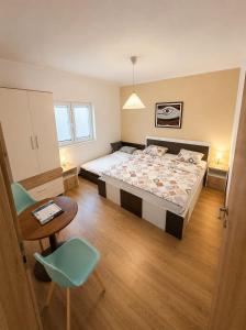 3 Stars Apartments