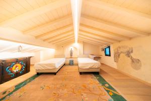 Leonardo da Vinci Birthplace Luxury Retreat with Sauna