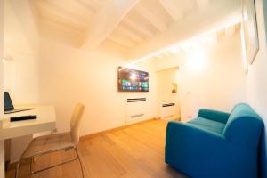 Leonardo da Vinci Birthplace Luxury Retreat with Sauna