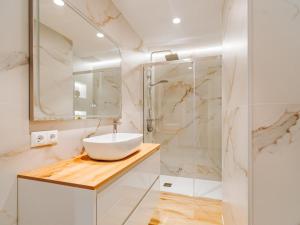 Finestrat Mediterranean Stay. Pool and Parking