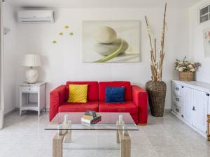 #398 Elegant Sea View Apartment W Balcony 1BR
