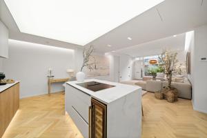 London W6 - Luxe, Sauna, Bath, Parking & Cinema